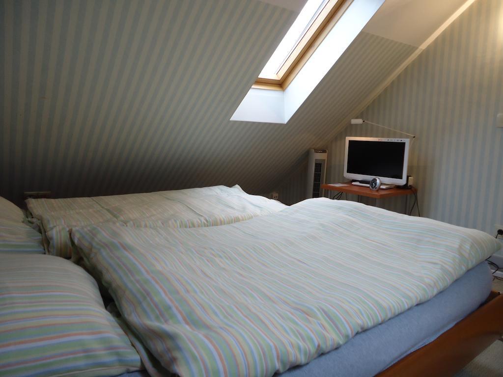 Air Boardinghouse Tulip Stockum, Zu Fuss - 3 Minuten Zur Messe Düsseldorf Habitación foto