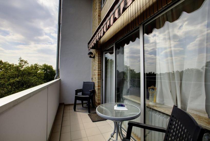 Air Boardinghouse Tulip Stockum, Zu Fuss - 3 Minuten Zur Messe Düsseldorf Exterior foto